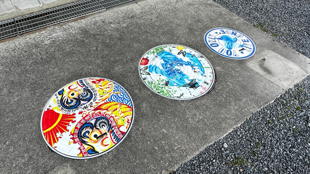 ラッピングマンホール事業への取り組みを開始しました